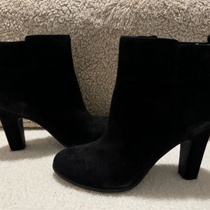 Sam Edelman Sianna Black Suede Boots
